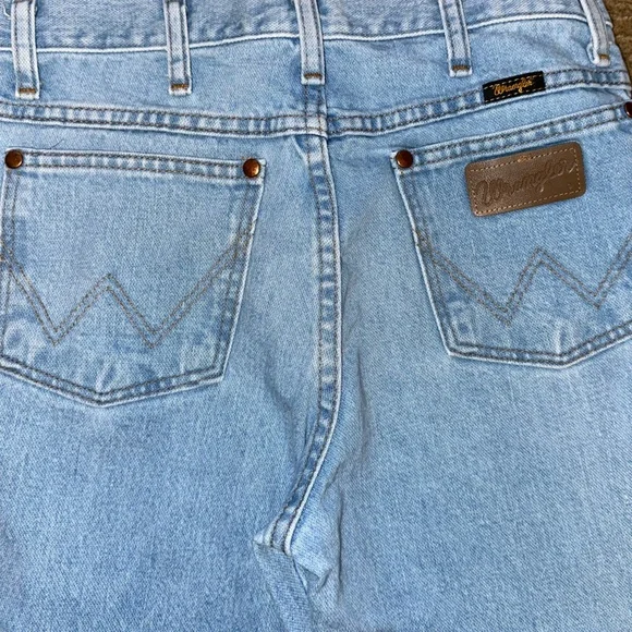 Wrangler Cowboy Cut Slim Fit Active Flex Jeans - Picture 7 of 9